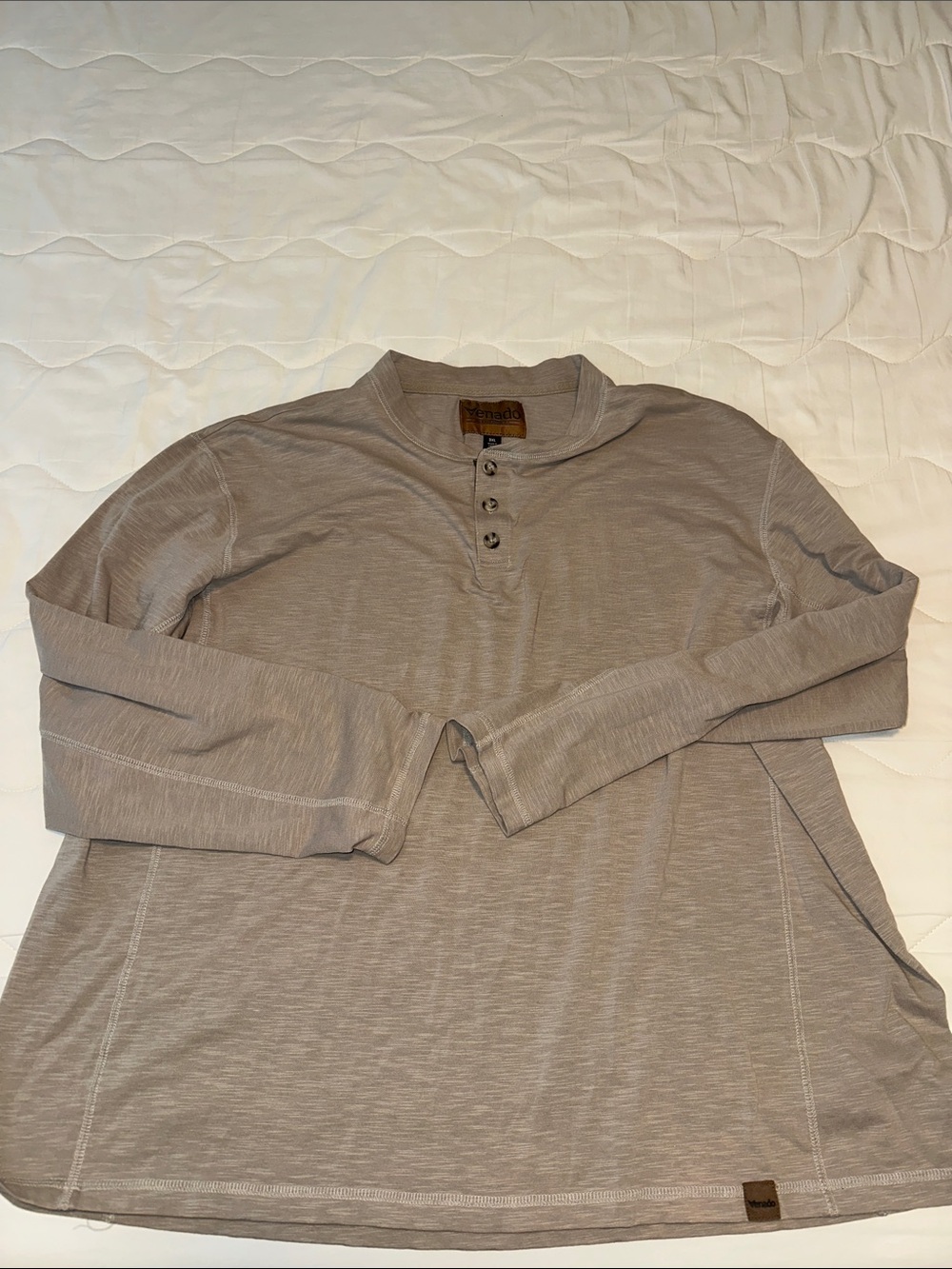 Vendor Men's Long-Sleeve Henley in Taupe Gray